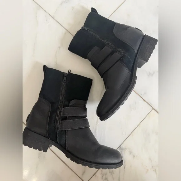 UGG Australia Wilde Combat Moto Black Leather MidTop Buckle Zip Boot Women’s 9.5 - Picture 6 of 10